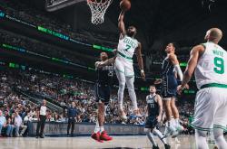 开云体育下载-火箭横扫凯尔特人，保罗表现全面稳健