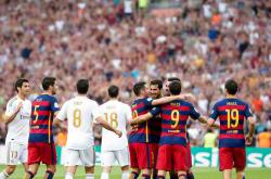 开云平台-足球联赛冠军的争夺愈加激烈，球迷热情高涨的简单介绍