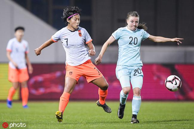 委内瑞拉女足队长成功摘得一枚金牌,俄罗斯女足遗憾银牌的简单介绍 委内瑞拉女足队长成功摘得一枚金牌,俄罗斯女足遗憾银牌的简单介绍