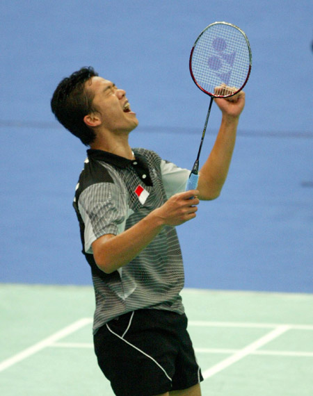 关于泰国羽毛球队鏖战韩国羽毛球队，陶菲克完成帽子戏法的信息