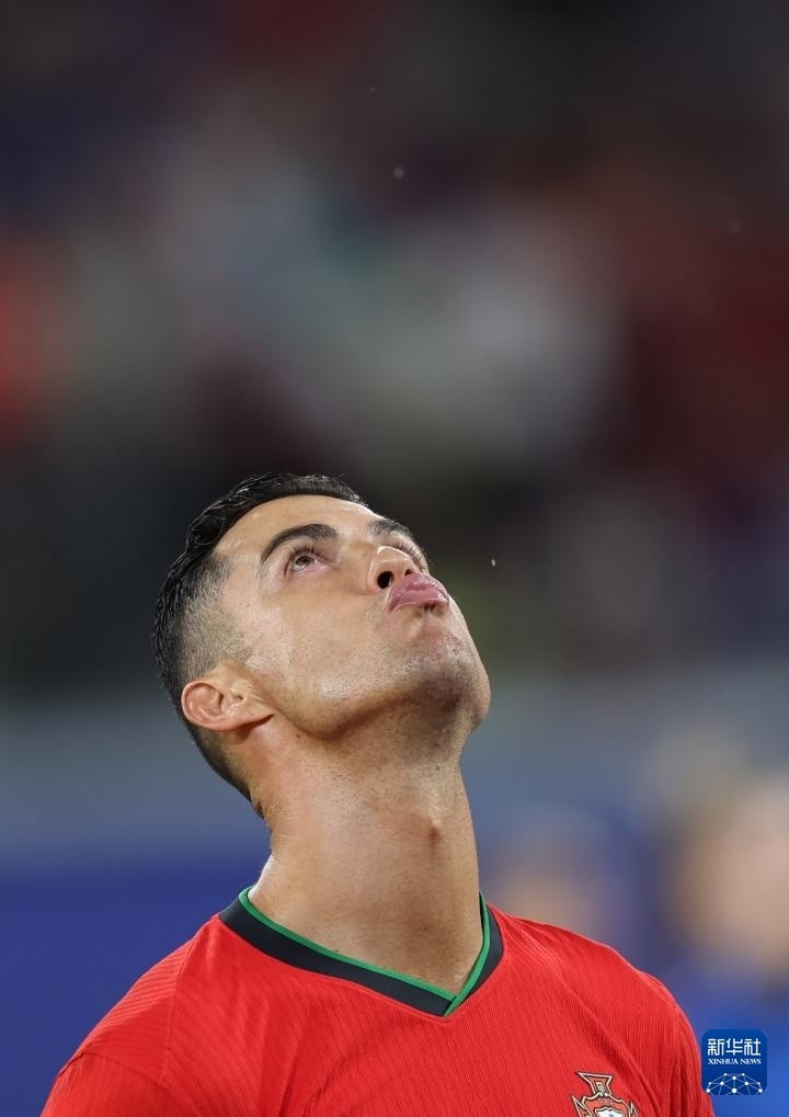 比利时进球领先葡萄牙，赢得欧锦赛小组赛