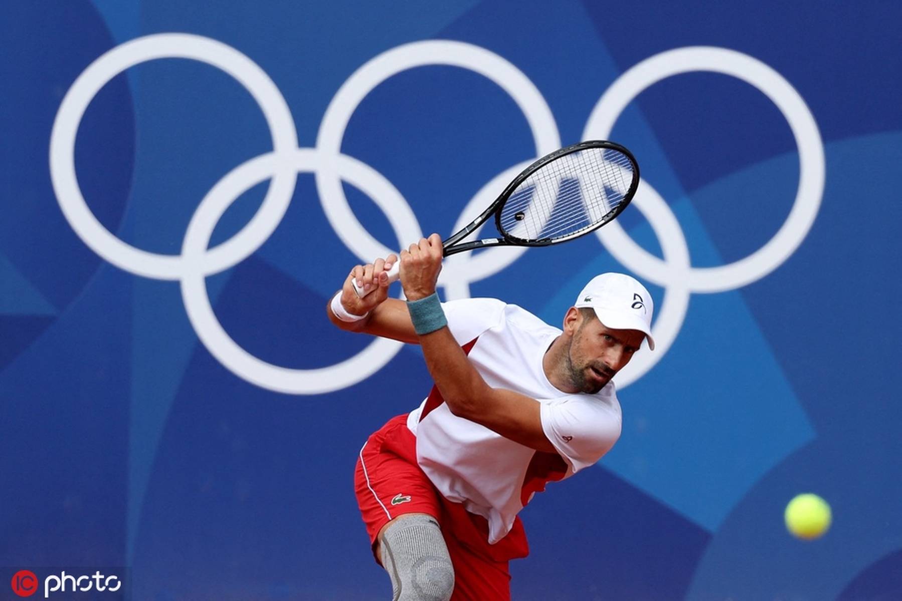 法国网球队险胜美国网球队，德约科维奇惊艳世界的简单介绍