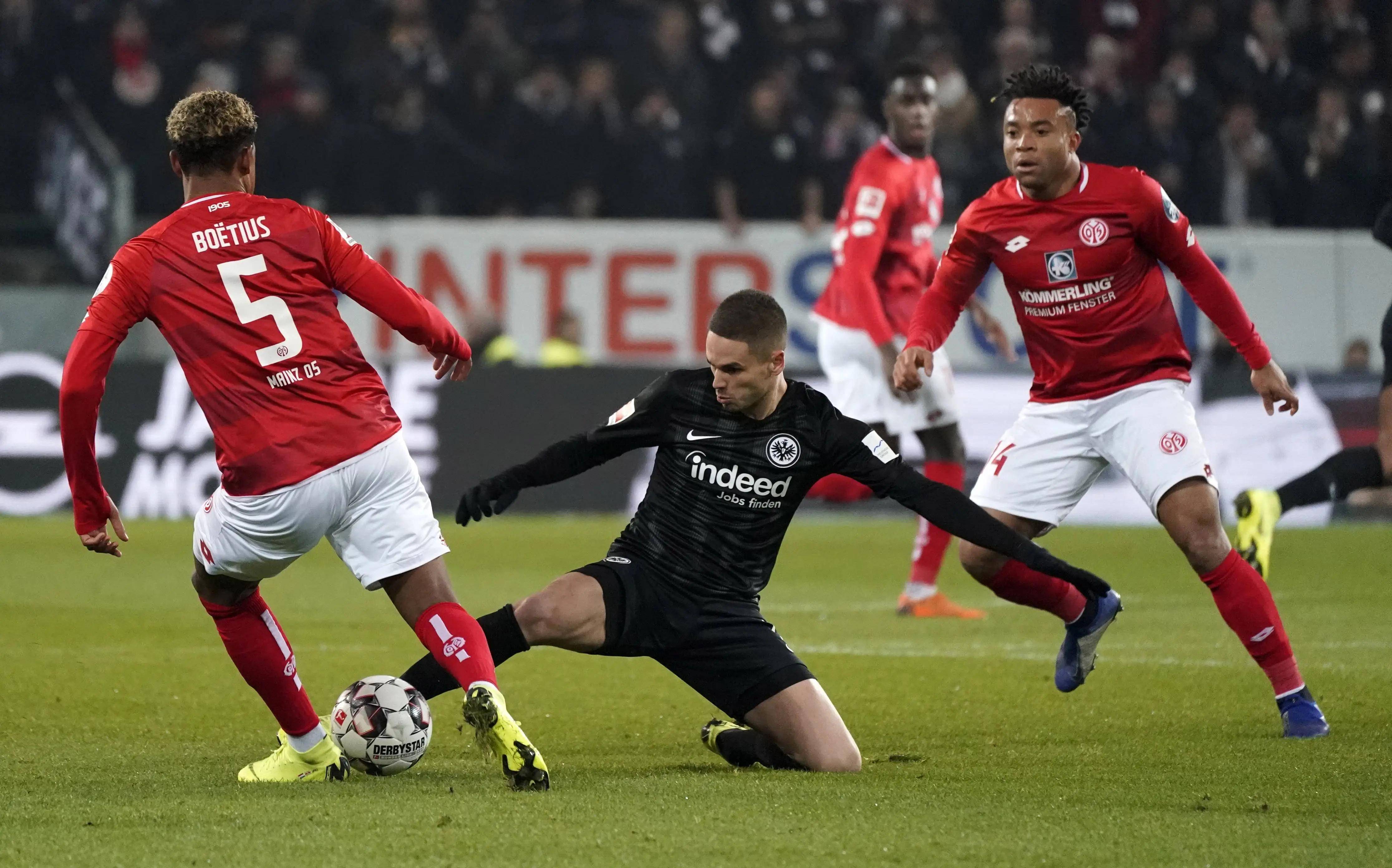 关于美因茨面临关键比赛，球员备战如履薄冰的信息