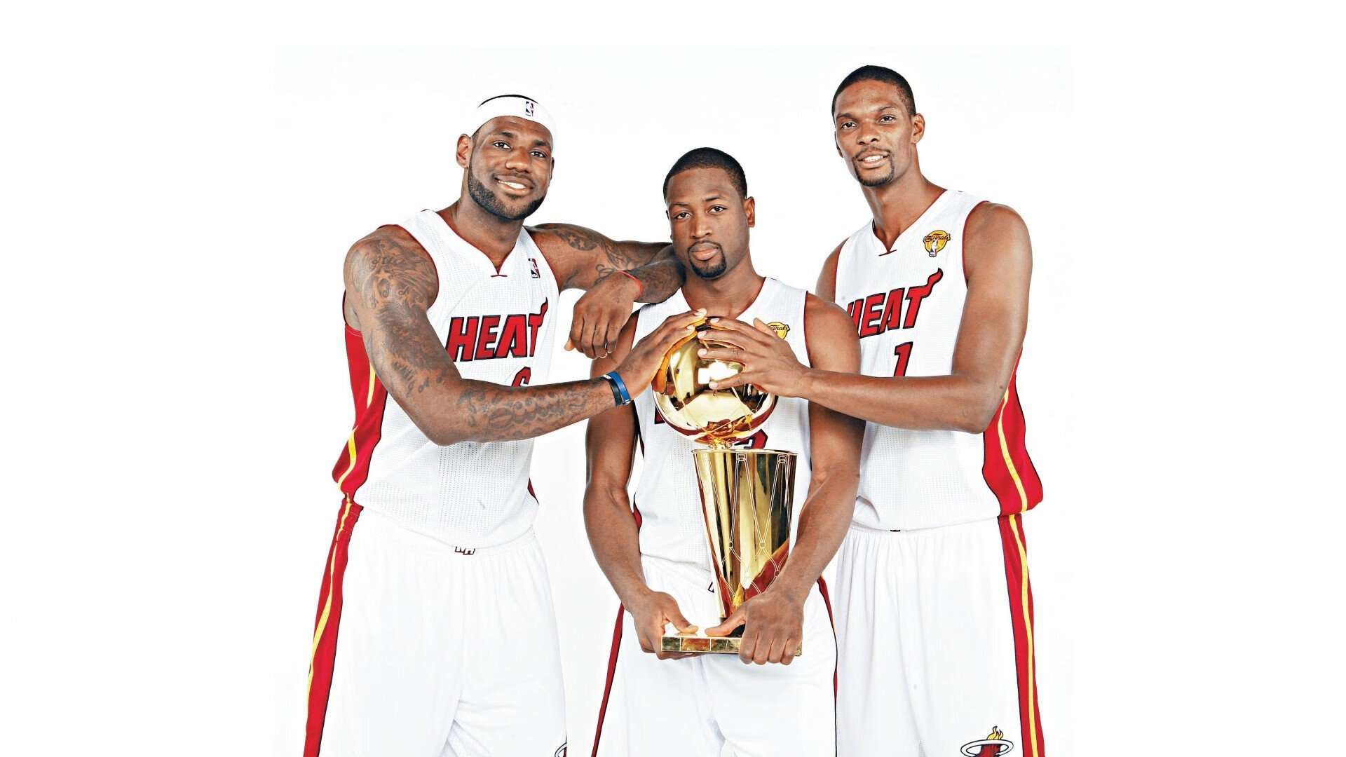 双城记，广厦压哨绝杀映照小贾伦德甲封神，体育之夜见证个人英雄主义