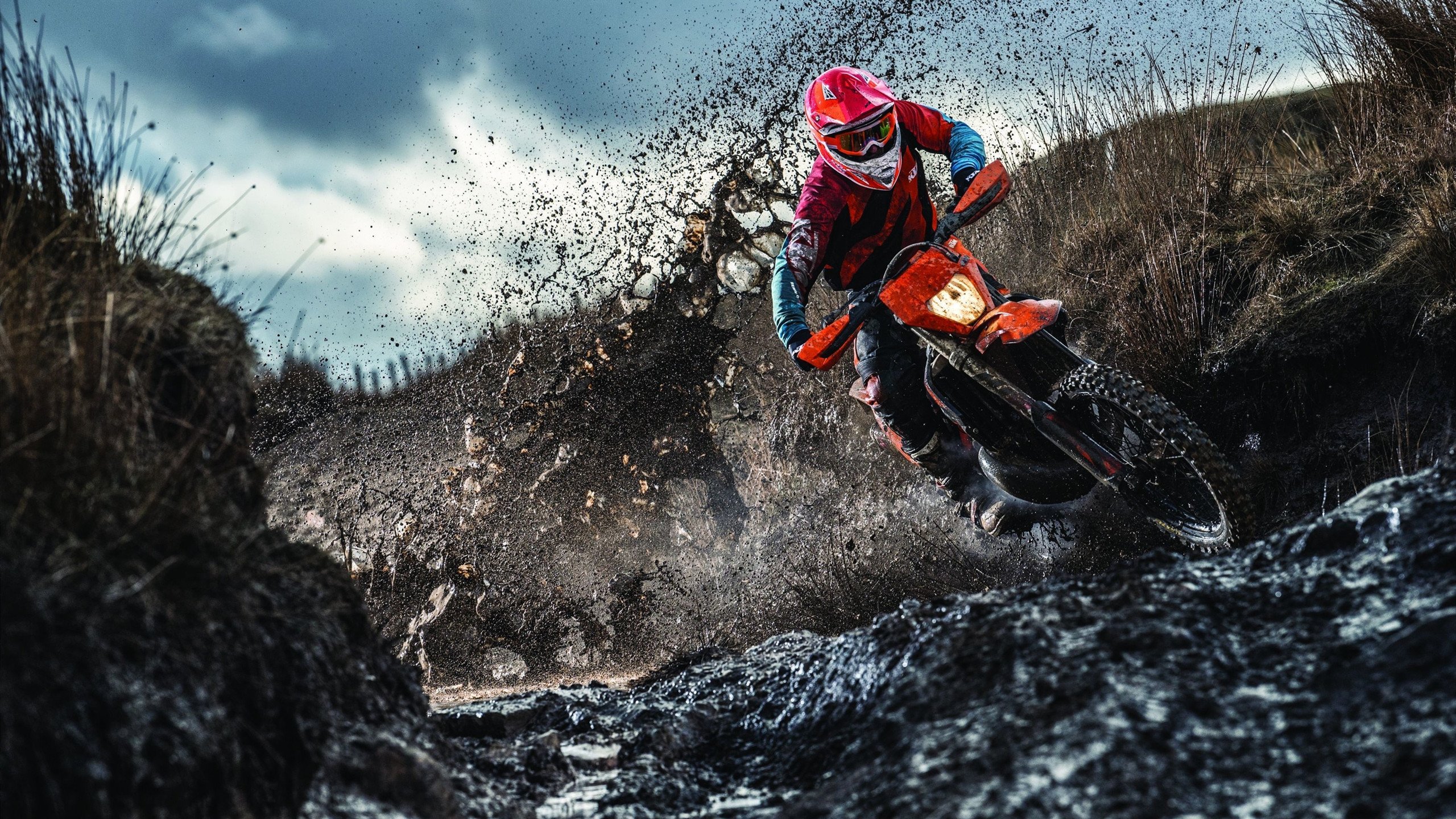 从沙漠到欧洲之巅，奥纳纳的欧冠之夜，如何用阿尔及利亚火力改写摩纳哥的命运